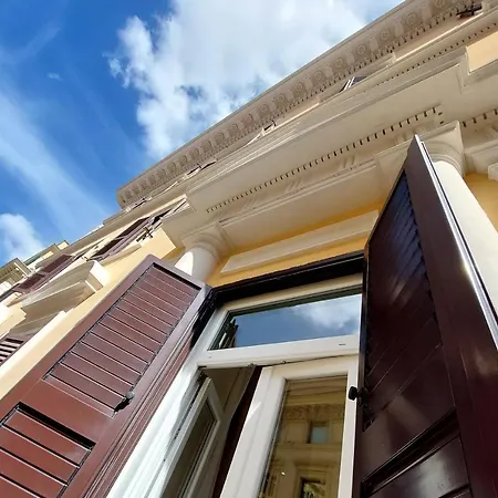 Dolcevitasuite 4* Rom