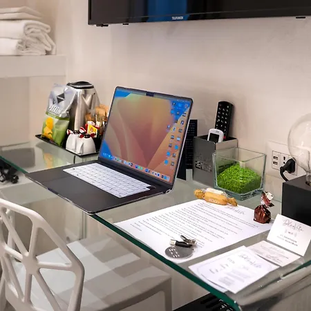 Dolcevitasuite Pensionat 4*