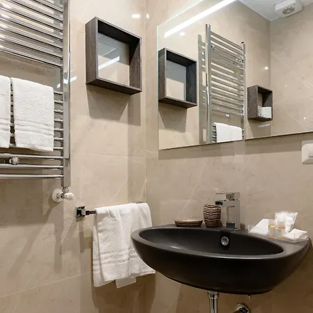 Dolcevitasuite 4*
