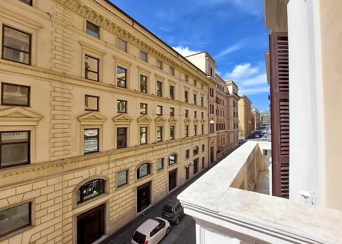 Dolcevitasuite بيت ضيافة 4*