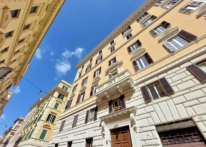 Dolcevitasuite بيت ضيافة