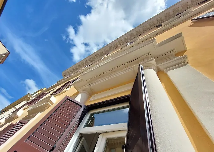 Dolcevitasuite بيت ضيافة