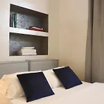 Dolcevitasuite בית הארחה 4*