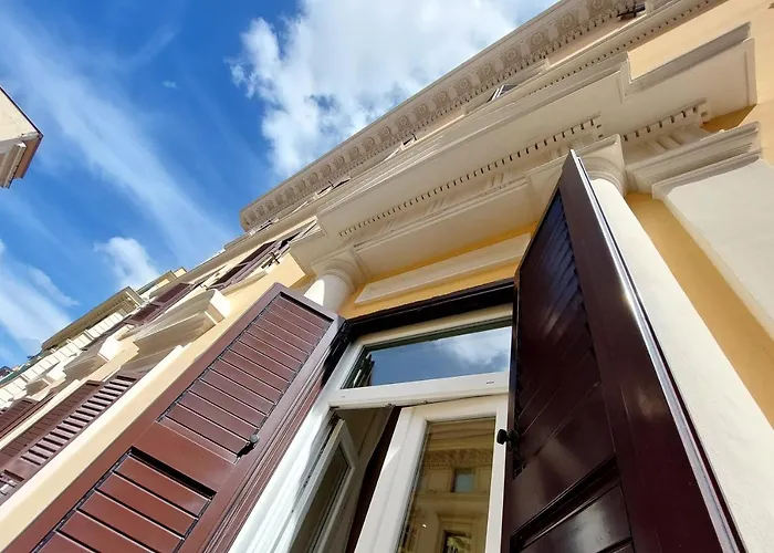 Dolcevitasuite 4* Rom